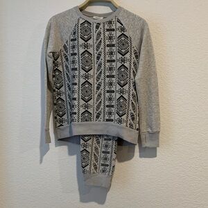 Danskin Now Kids Set in Gray and Black